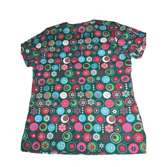 SB Scrubs Nurse Scrub Top Christmas Winter Snowflake Classic Emerald Size Small - Picture 9 of 9